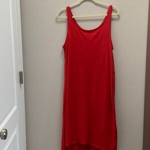 Classic designer, Eileen Fisher is known for her use of luxurious fabrics.